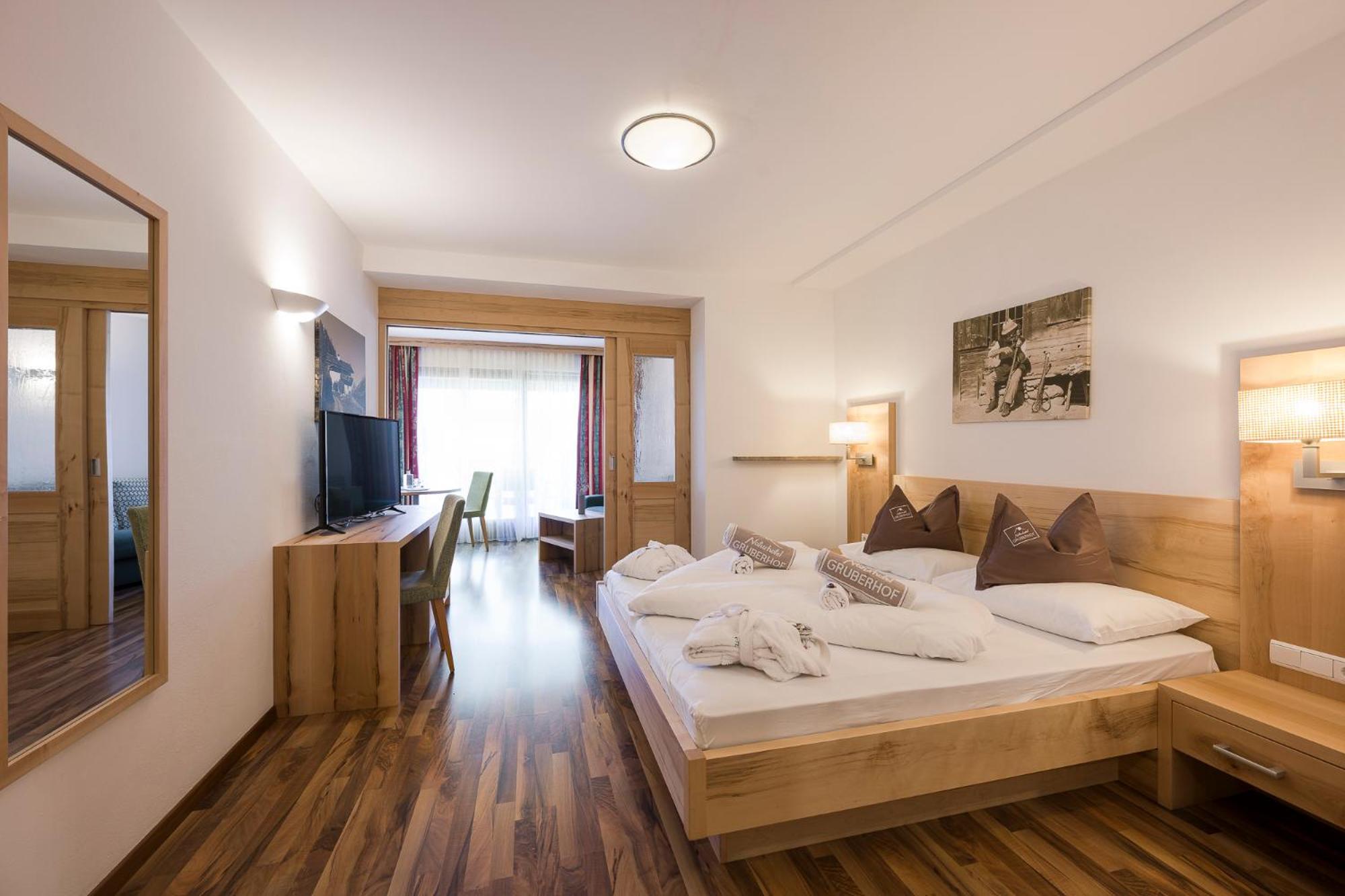 Naturhotel Gruberhof Schenna Eksteriør bilde